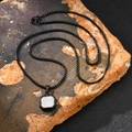 Met Ketting Zwart/Witte Schelp
