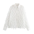Elegante blusa blanca de manga larga con cuello de solapa y diseño de flecos modernos - XS / Blanco