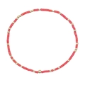 Handgefertigtes rotes Heishi-Glasperlenarmband mit goldenen Akzenten in Kreisform - Rot/Goldene Perlen