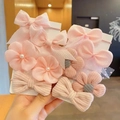 Rosa elastische Haarbänder Set für Mädchen mit Schleifen und Stoffblumen auf einer Karte - Hellrosa Blume 10-Teiliges Set (0662-2)