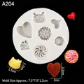 White round silicone mold with 7 mixed dessert shapes for creative cake decoration - 2# (Heart/Spiral) / Gray