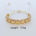 Elegante gouden geometrische armband met kristallen randen en gewicht van 13,6 g - Vierkante Geometrische Stijl (7)
