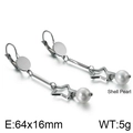 Pendientes largos de estrella en color plata con elegantes perlas de concha - Estilo de Perla de Estrella Hueca Color Acero (KE86840-KFC) / Color Acero