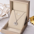 Collier couronne cœur en or rose avec pierre dansante dans un coffret cadeau chic - 8960-argent