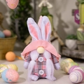 Gnomo de Pascua rosa a cuadros con orejas de conejo y barba blanca decorativa - Gnomo Conejo de Pascua Rosa Femenino