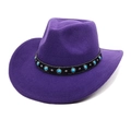 Dettaglio cappello cowboy viola in feltro con perle turchesi e borchie in metallo argento - M (56-58cm) / Viola