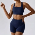 Completo yoga blu scuro due pezzi con pantaloncini a vita alta e reggiseno sportivo - Blu distintivo-Completo pantaloncini