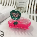 Pinza per capelli a leone rosa in acetato con criniera verde su sfondo minimalista - Leone Rosa (circa 10 cm)