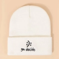 Weiße Strickmütze mit schwarzem Smiley und You Decide Schriftzug für Damen und Herren - M (56-58cm) / Weiß