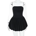 Mini abito nero senza spalline elegante con vita aderente e orlo a sbuffo per donna - S / Nero