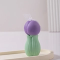 Vela aromática con forma de tulipán morado con base verde y detalle de lazo blanco - Púrpura oscuro con hoja verde claro