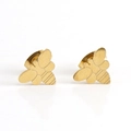 Orecchini a perno minimalisti a forma di ape in acciaio inossidabile dorato su sfondo bianco - Stile a forma di ape dorata (464)