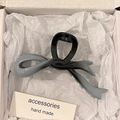 Gradient black and blue bow acrylic hair claw clip for women in a gift box - 1# Black-Grey Gradient Ribbon Style