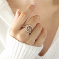 Silberner geometrischer Doppelring aus Edelstahl im minimalistischen Design für Damen - US 7 / Silber
