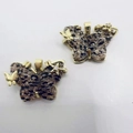 Pendente farfalla dorato con macchie leopardate marroni e dettagli in cristallo - Marrone