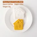 Weihnachtshaus Keksausstecher Set mit weißem Rahmen und gelbem Prägestempel für DIY - Modell B Haus