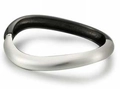 Irregular silver and black wavy metal bracelet with minimalist matte finish aesthetic - Silver Black Two Tone Irregular (SZYS-026HJ-HEIY)