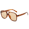 Retro oversized aviator sunglasses with tortoise frame and yellow tinted lenses - Tortoise Frame Light Tea Lens