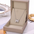 Collier avec pendentif H en argent scintillant et cristaux pavés en coffret cadeau - 9040-argent