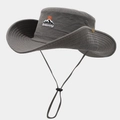 Detalle del sombrero de exterior gris oscuro con bordado de montaña y correa ajustable - M (56-58cm) / gris oscuro