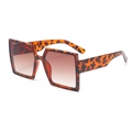 Kids vintage oversized square sunglasses with tortoise shell frames and gradient brown lenses - Leopard Frame Gradient Tea Lens