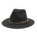 Chapeau fedora en daim noir style western avec ceinture en cuir marron et boucle dorée - M (56-59cm) / Noir (Daim)