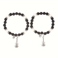 Set di due bracciali di perle bianche e nere con ciondoli a forma di chitarra e cuore - Bracciale Chitarra E Cuore con Perline Bianche E Nere (5868)