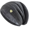 Klassische dunkelgraue Strickmütze mit warmem Fleecefutter und Logo-Schild-Etikett - Schild Etikett Stil / Grau