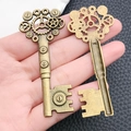 Ciondoli a chiave Steampunk in bronzo con ingranaggi e lega vintage per gioielli fai-da-te - Chiave a Ingranaggi in Bronzo Antico 30x71mm