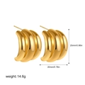 Detail view of 18K gold-plated chunky triple C-hoop earrings with 25mm height measurements - 18K Gold Claw Shaped Stud Style (T035_1)