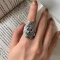 Vintage Silberring mit gedrehter Spiralstruktur und künstlerischem Design - Einstellbar Offen / Silber