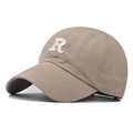 Casquette de baseball en coton kaki avec broderie R blanche vue sous un angle de 45° - XL (Plus de 60cm) / Kaki