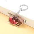 Llavero de acrílico de carpincho con diseño de sandía y aro de metal para bolso - Capibara Comiendo Sandía