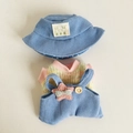 Dreiteiliges Puppen-Outfit-Set mit blauem Cordhut, Strickpullover und Latzhose mit Sternen - Passend für 17cm Puppe / Blaue Mütze + Regenbogenpullover + Blaue Latzhose / Blau-Serie