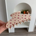 Dettaglio molletta per capelli beige con fiori rosa e strass argentati brillanti - Fermaglio per Capelli a Fiori Rossi