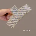 Pinza para el pelo de mariposa dorada con perlas blancas y pedrería, 10cm - Cuadrado Perla Diamante
