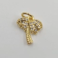 Vergoldeter Palmen-Anhänger mit Zirkonia-Mikropavé auf einem weißen Hintergrund - Kleiner Palmbaum Gold Anhänger