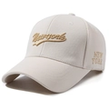 Casquette de baseball beige avec broderie dorée New York et texture en tissu ananas - Beige Clair