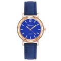 Montre femme à quartz avec bracelet en daim bleu et verre facetté en boîtier or rose - Bleu