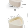 Stampo per sushi triangolare bianco con misure da 1,5 a 3 pollici per polpette di riso - Set di 2 (Grande e Piccolo) / Beige