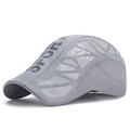 Gorra deportiva gris de secado rápido para hombre con letras SPORT y malla transpirable - Ajustable / Gris claro