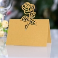 Élégant marque-place rose doré découpé au laser avec une finition perlée étincelante - Doré