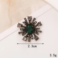 Spilla a girasole vintage con gemma verde e diamanti grigi, misura 2,3 cm - Fiore (Verde)