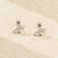 Orecchino a perno in argento S925 con zirconi a goccia e chiusura a vite sicura - Argento 925 / Oro Bianco
