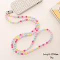 Cadena bandolera para móvil con cuentas de acrílico de colores en funda blanca - Estilo Cruzado de Cuentas sobre Cuentas Coloridas (K1980)