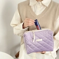 Trousse à maquillage matelassée violette avec motifs en losange et design portable - Velours Côtelé Violet