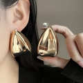 Exaggerated large gold-tone teardrop earrings with a high-polished mirror finish - E3014 Exaggerated Waterdrop