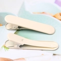 Set of two cream-colored matte gradient duckbill hair clips with a smooth metal finish - 1.3x4.9cm / Off White