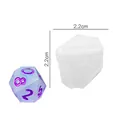 Moule en silicone D20 icosaèdre de 2,2 cm pour dés avec échantillon en résine - Dés n° 8