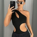 Body negro de un hombro con corte asimétrico y silueta entallada de estilo moderno - S / Negro